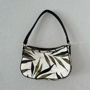 Tropical printed hand bag!